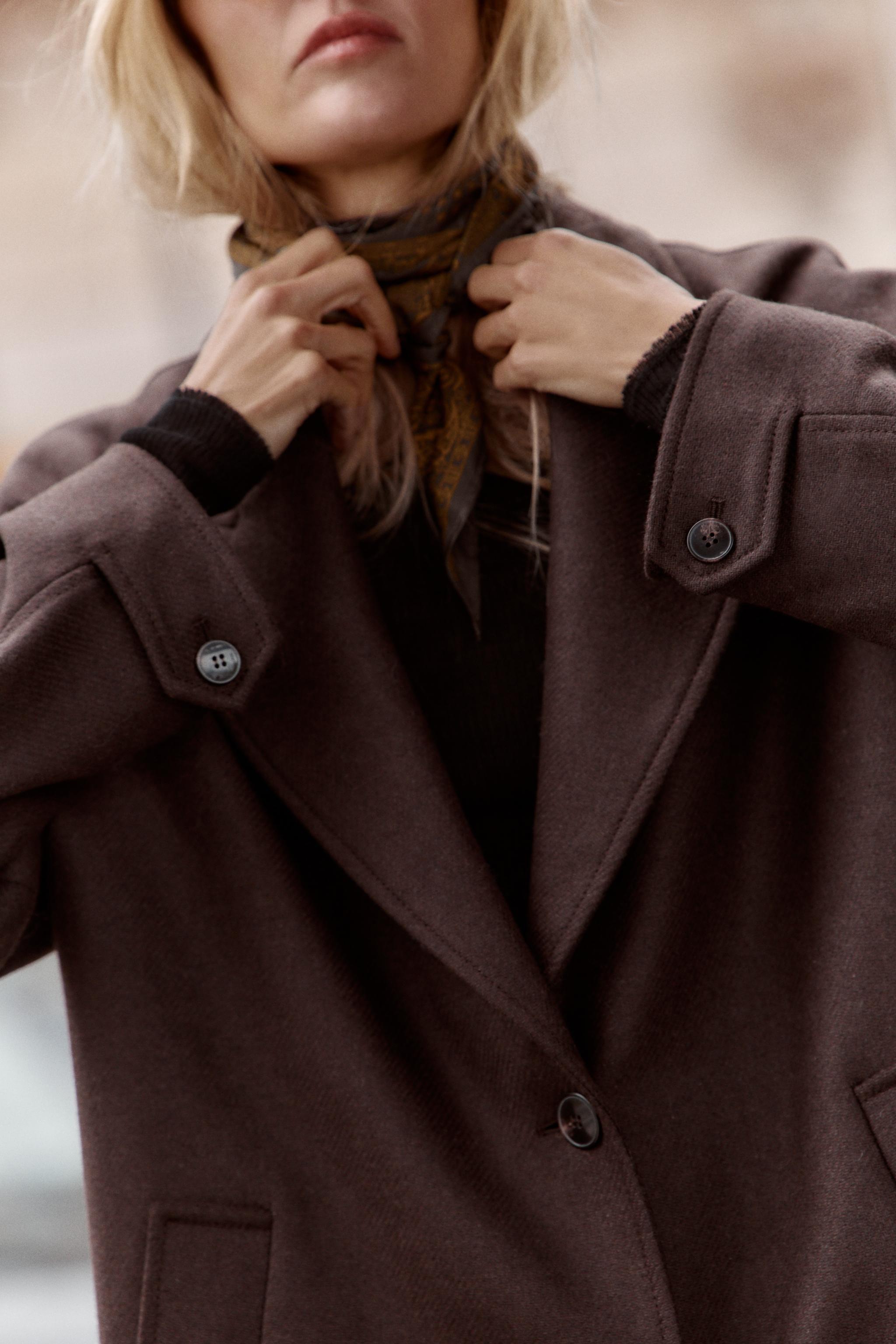 MANTEAU COL COMBINÉ MATIÈRE SYNTHÉTIQUE